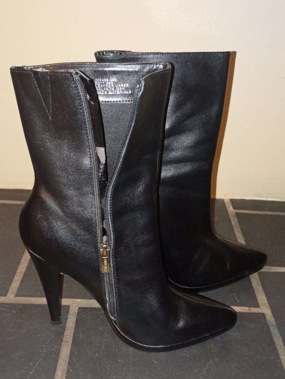 COLIN STUART BLACK LEATHER MID-CALF HEELED BOOTS | SIZE 7B